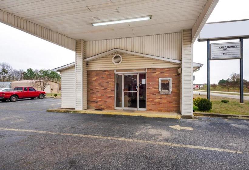 ホテル Deluxe Inn