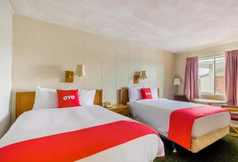 ホテル Deluxe Inn