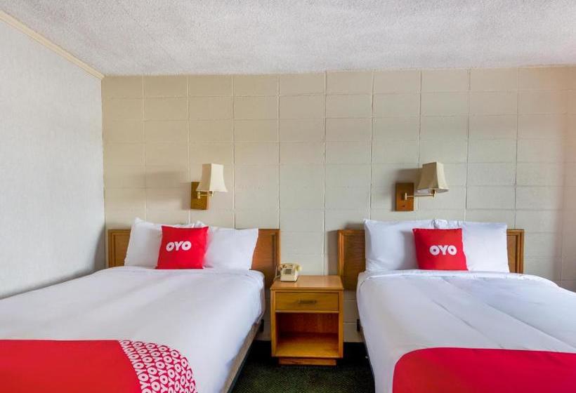 ホテル Deluxe Inn