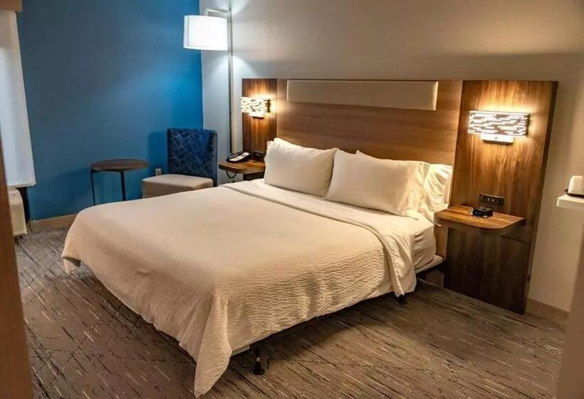 Holiday Inn Express Hotel & Suites West Chester, An Ihg