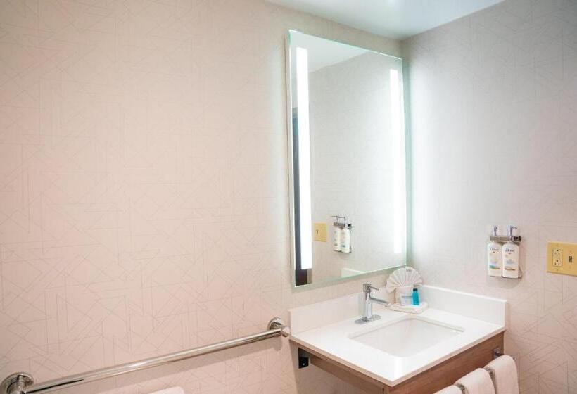 Holiday Inn Express Hotel & Suites West Chester, An Ihg