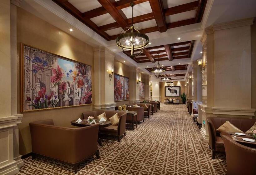 בית מלון כפרי Yinrun Jinjiang Castle