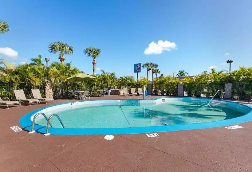 Motel 6fort Myers, Fl