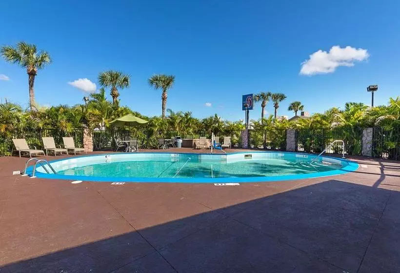 Motel 6fort Myers, Fl