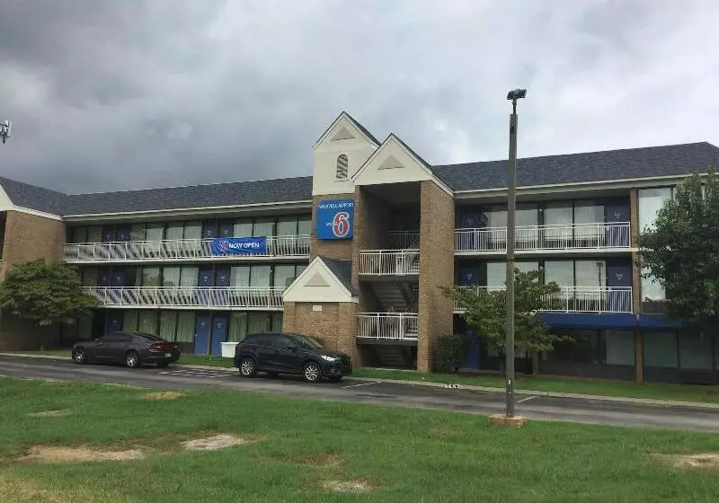 Motel 6nashville, Tn  Airport
