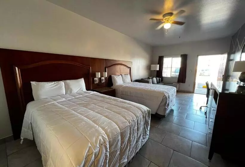 モーテル Casa Rosa Inn