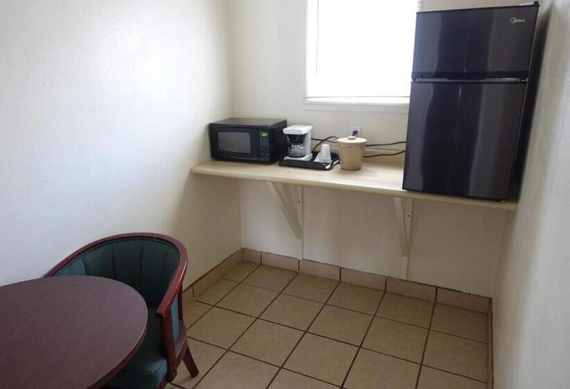 מוטל Discovery Inn Eureka