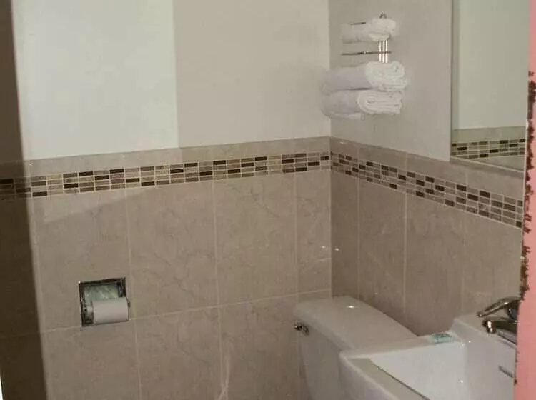 Motelli New Relax Inn Bridgeview
