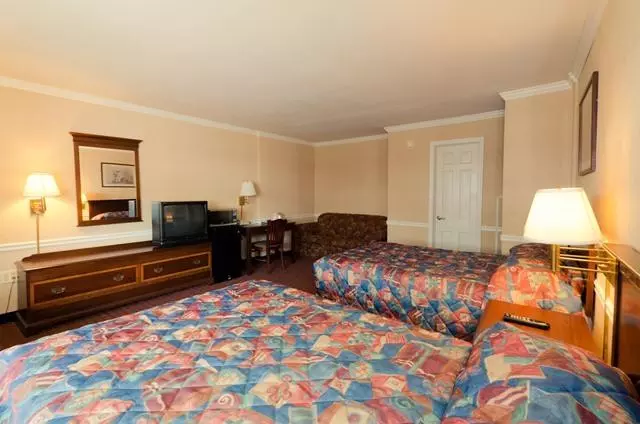 Motelli Rodeway Inn Fairfax