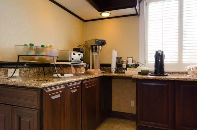 Motelli Rodeway Inn Fairfax