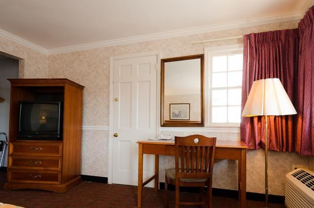 מוטל Rodeway Inn Fairfax