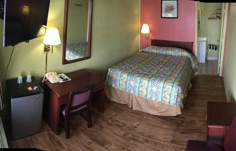 فندق على الطريق Super 7 Inn