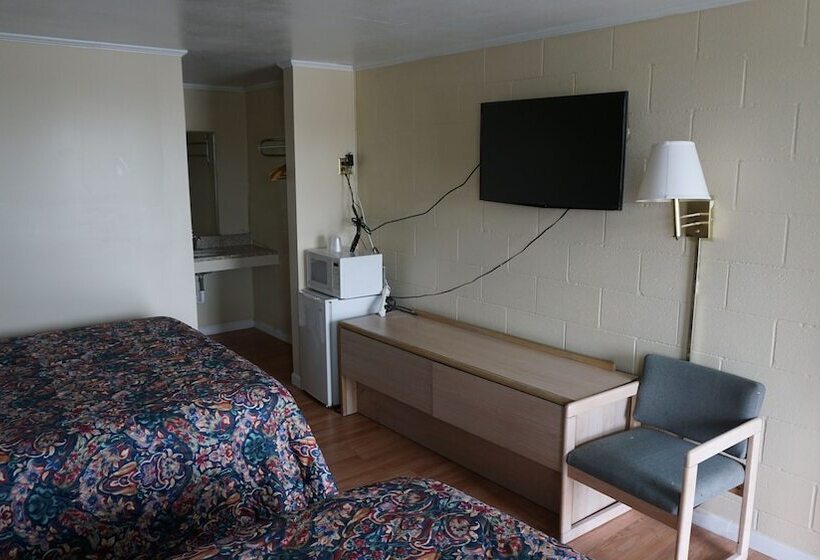 فندق على الطريق Super 7 Inn