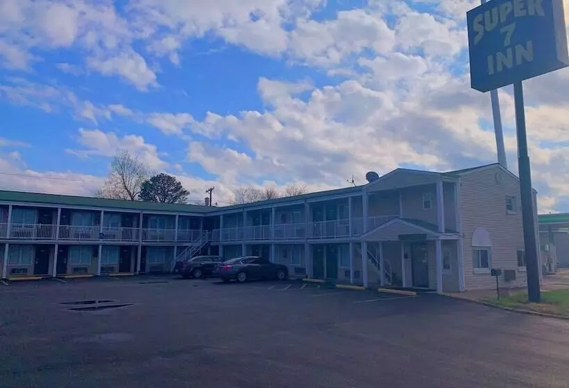 モーテル Super 7 Inn