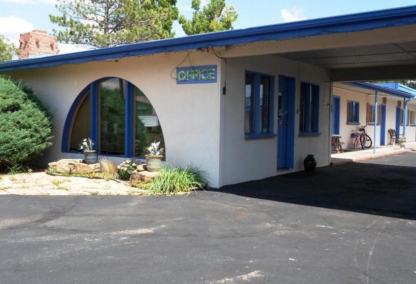 Мотель White Eagle Inn