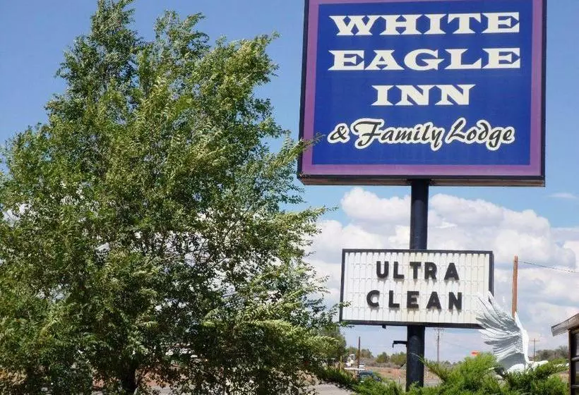 مُتل White Eagle Inn
