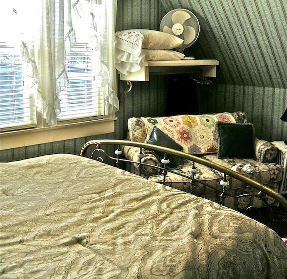 The Old Tower House Bed & Breakfast