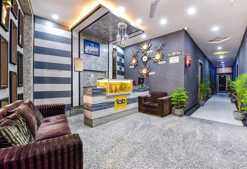 Fabhotel Surya Palace
