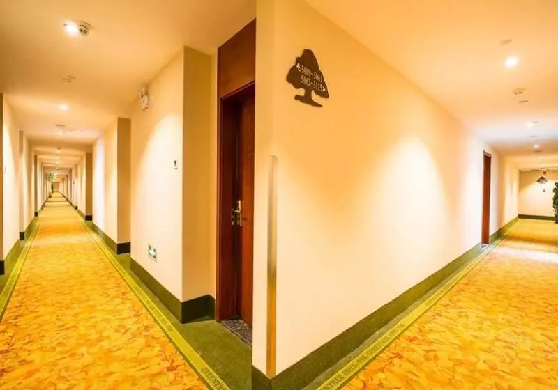Hotelli Greentree Inn Beijing Changping District Huilongguan Pingxifu Metro Station Express