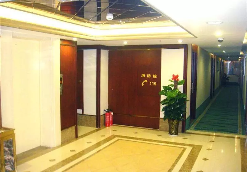 Hotelli Greentree Inn Guangxi Nanning Jiangnan Wanda Plaza Tinghong Road Express