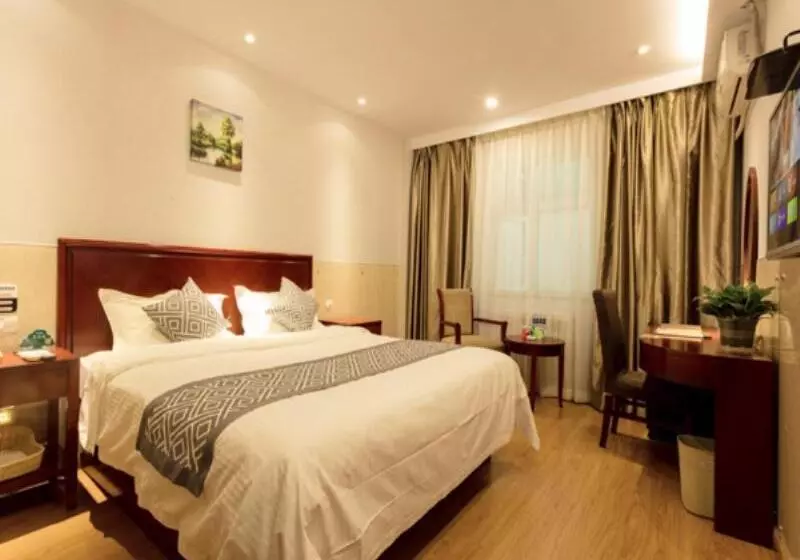 Hotelli Greentree Inn Hebei Zhangjiakou Jinding Ci’er Mountain Road Business