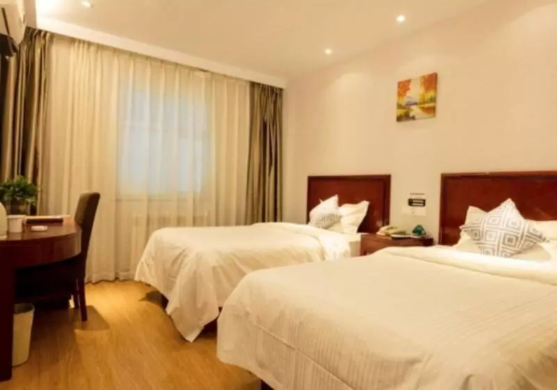 Hotelli Greentree Inn Hebei Zhangjiakou Jinding Ci’er Mountain Road Business