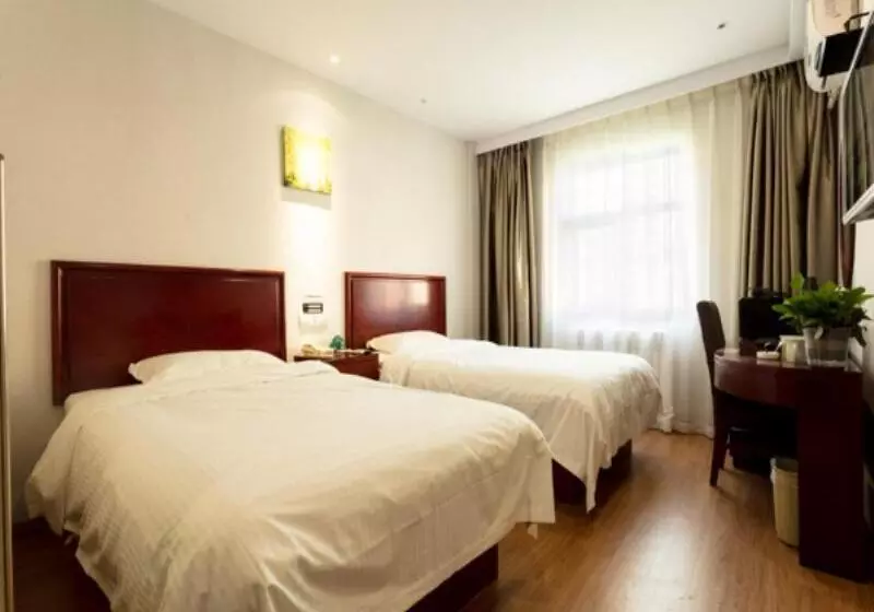 Hotelli Greentree Inn Hebei Zhangjiakou Jinding Ci’er Mountain Road Business