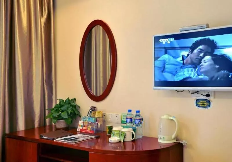Hotelli Greentree Inn Hebei Zhangjiakou Jinding Ci’er Mountain Road Business
