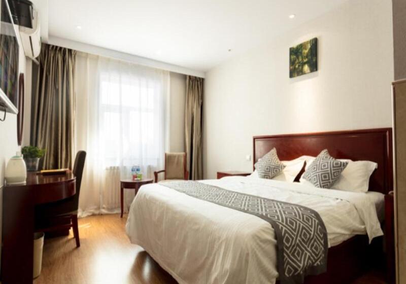 בית מלון כפרי Greentree Inn Hebei Zhangjiakou Jinding Ci’er Mountain Road Business