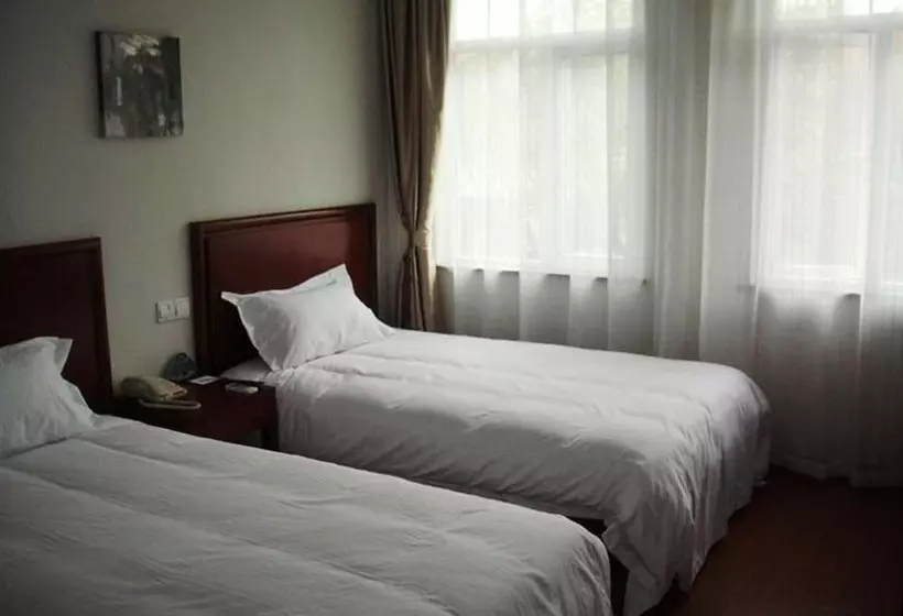 Hotelli Greentree Inn Nanjing Xianlin Road Jinmaroad Subway Station Shell