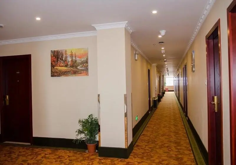 ホテル Greentree Inn Shanghai Car Piers Studio Express