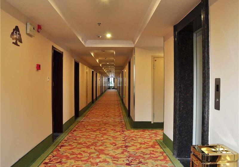 בית מלון כפרי Greentree Inn Shanghai Jiading Dazhong International Auto City Business