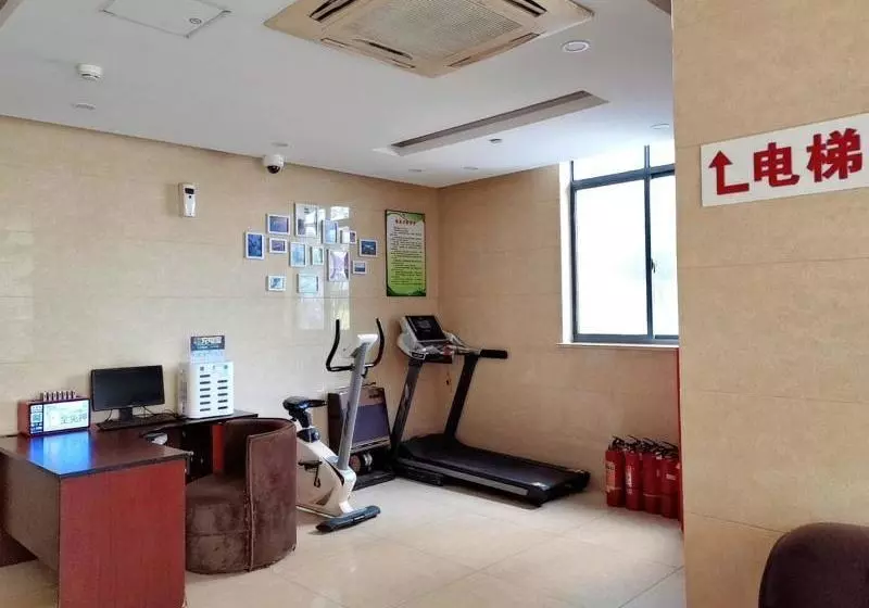 Hotelli Greentree Inn Shanghai South Jiangyang Road South Changjiang Road Express