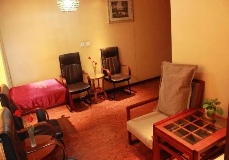 Hotelli Greentree Inn Taiyuan Pingyang Road Business
