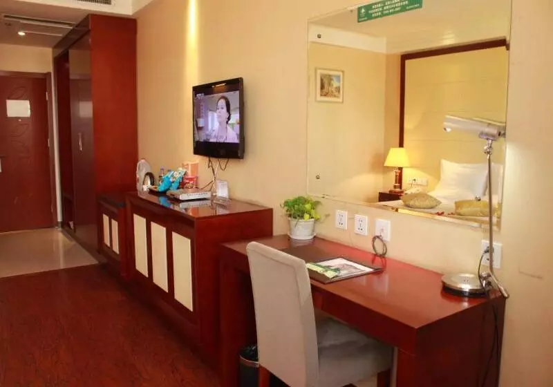 Hotelli Greentree Inn Taiyuan Pingyang Road Business