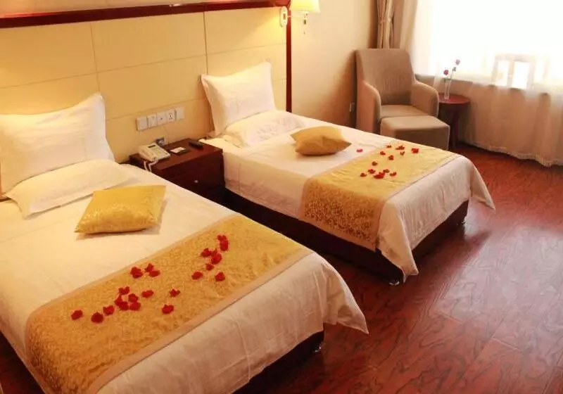 Hotelli Greentree Inn Taiyuan Pingyang Road Business