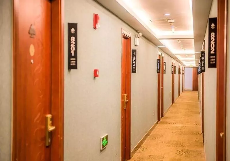 Hotelli Greentree Inn Zhejiang Ningbo East Bus Station Express