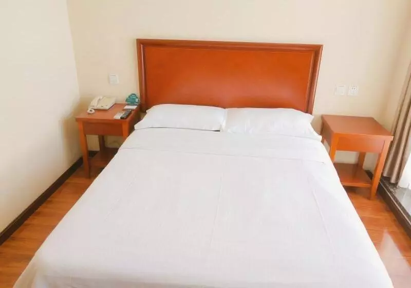 Hotelli Greentree Inn Xuzhou High Speed Railway Zhanqian Square