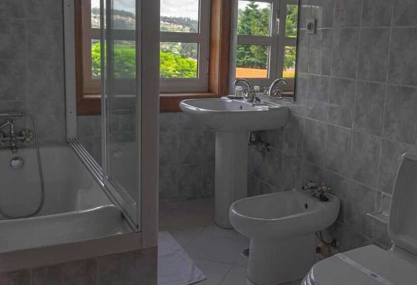 تختخواب و صبحانه Casas Do Souto