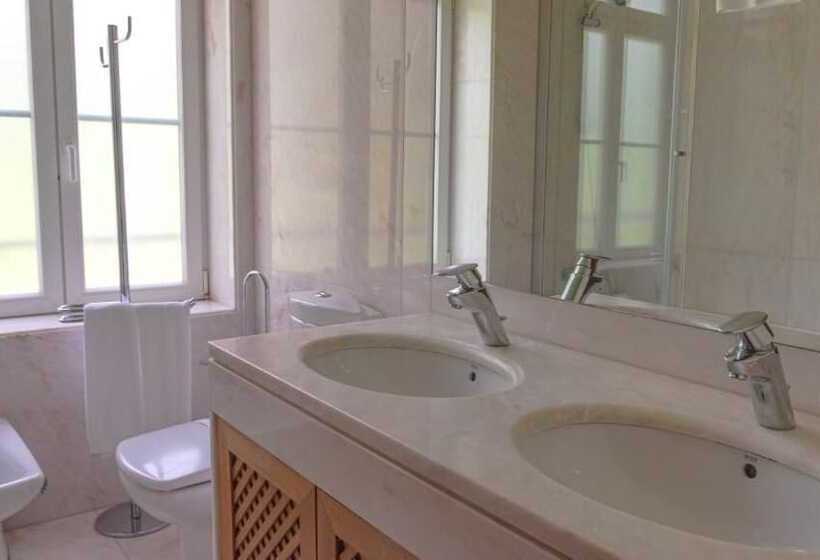 تختخواب و صبحانه Casas Do Souto