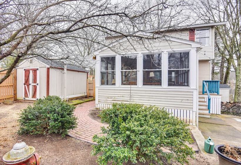 Classic Waterfront Home On Lake Maspenock W/ Grill