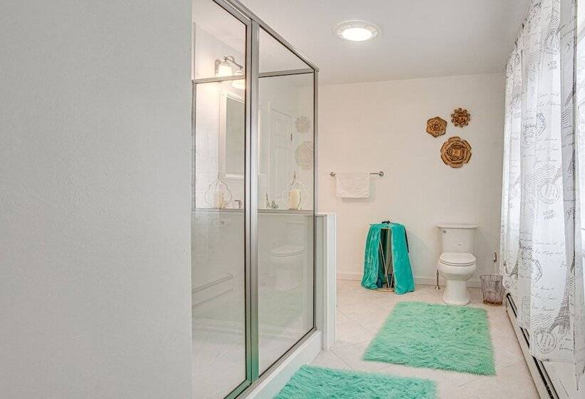 East Falmouth Home W/ Game Room 2 Mi To Beach!