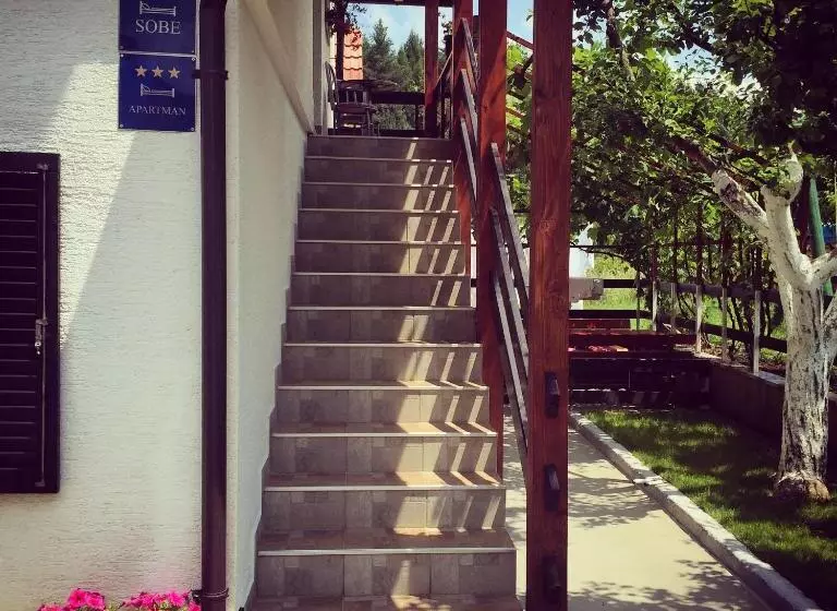 Hotelli House Leonarda