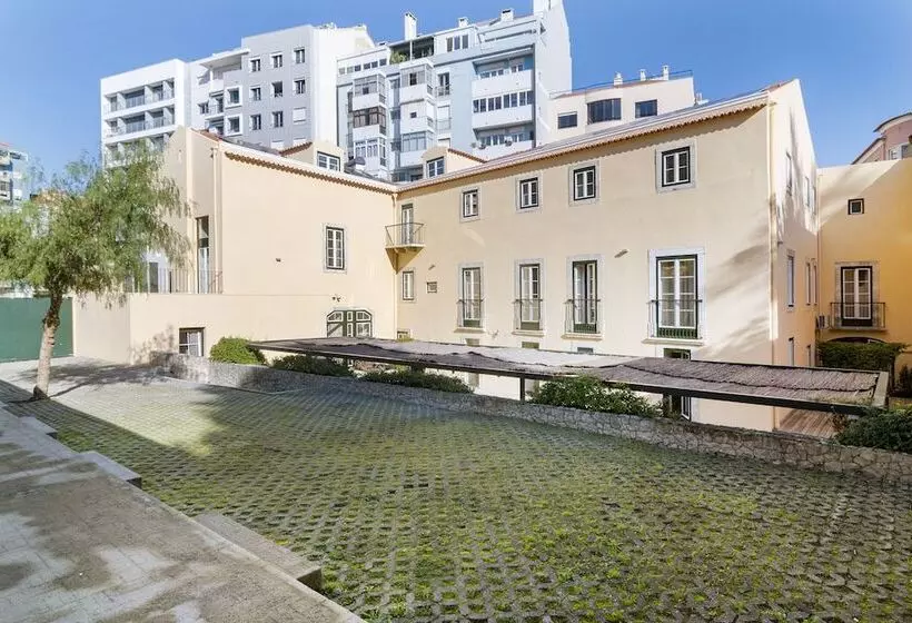 هتل Metropolitan Lisbon Laranjeiras