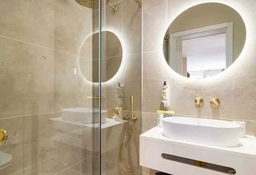 هتل Metropolitan Lisbon Laranjeiras