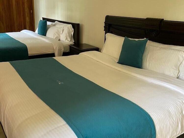 בית מלון כפרי Rancho Ecoturistico El Faro