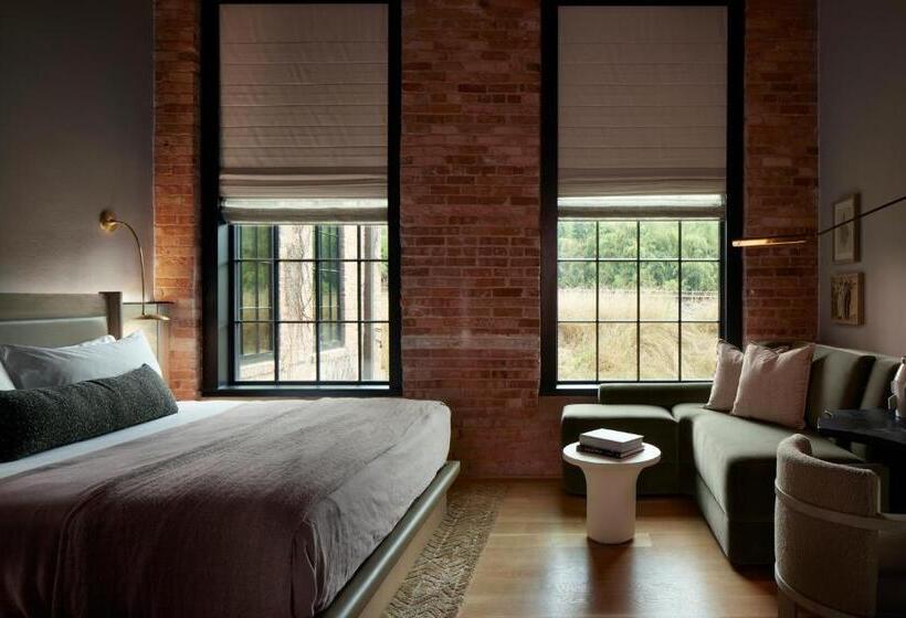 Szálloda Rivet House