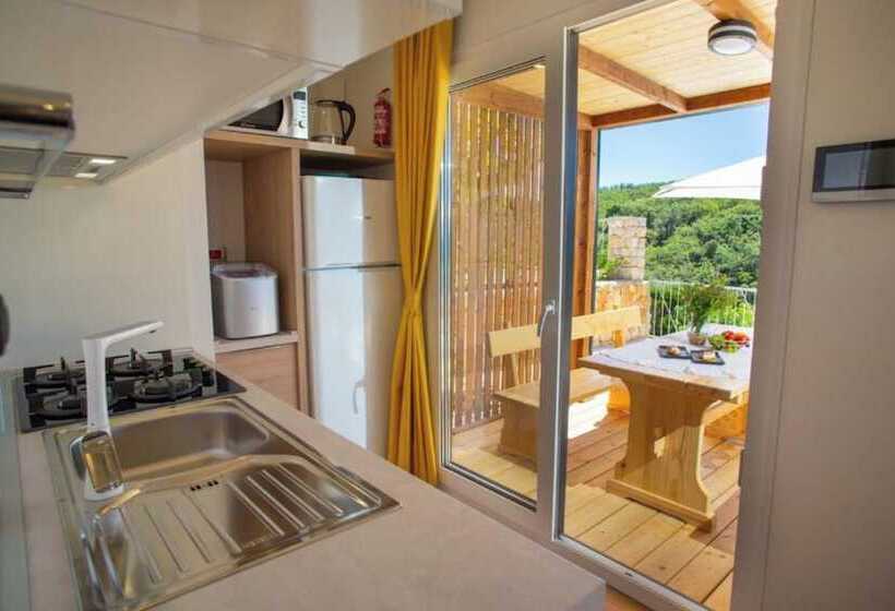 Lastura Mobile Homes