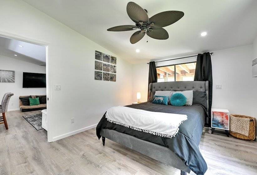 Catskills Family Retreat: Fishing & Hiking On Site