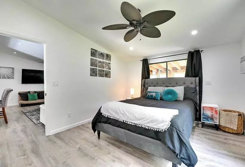 Catskills Family Retreat: Fishing & Hiking On Site